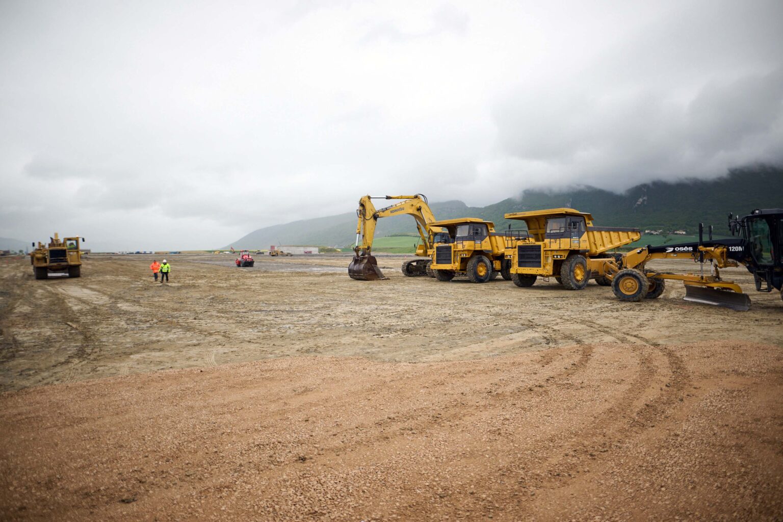 Imagen inicio obras con excavadoras